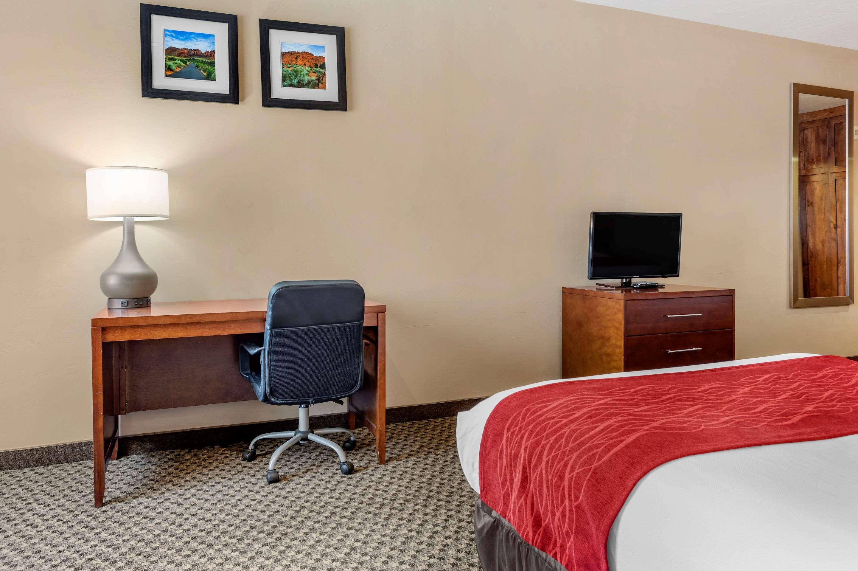 Comfort Inn At Convention Center Saint George Exterior photo