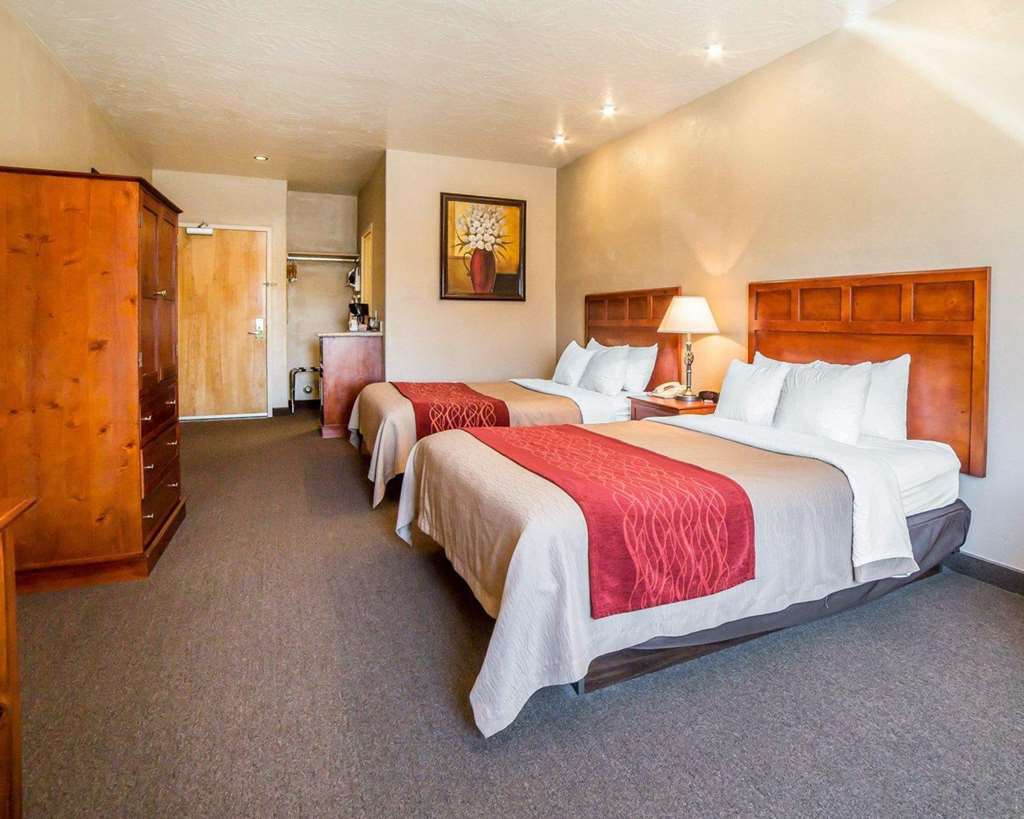 Comfort Inn At Convention Center Saint George Room photo