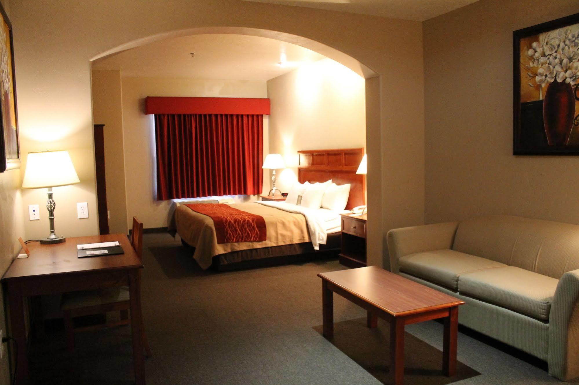Comfort Inn At Convention Center Saint George Exterior photo